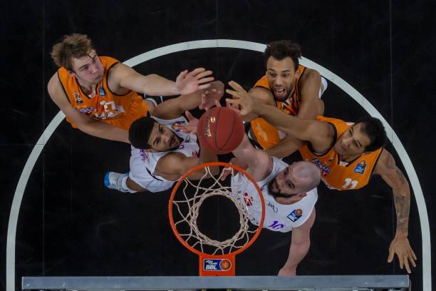 都离不开球 都离不开球