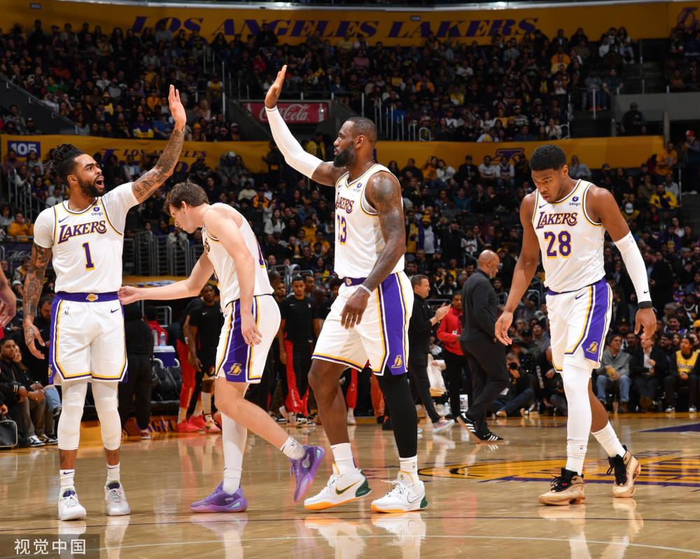 在现代篮球 在现代篮球