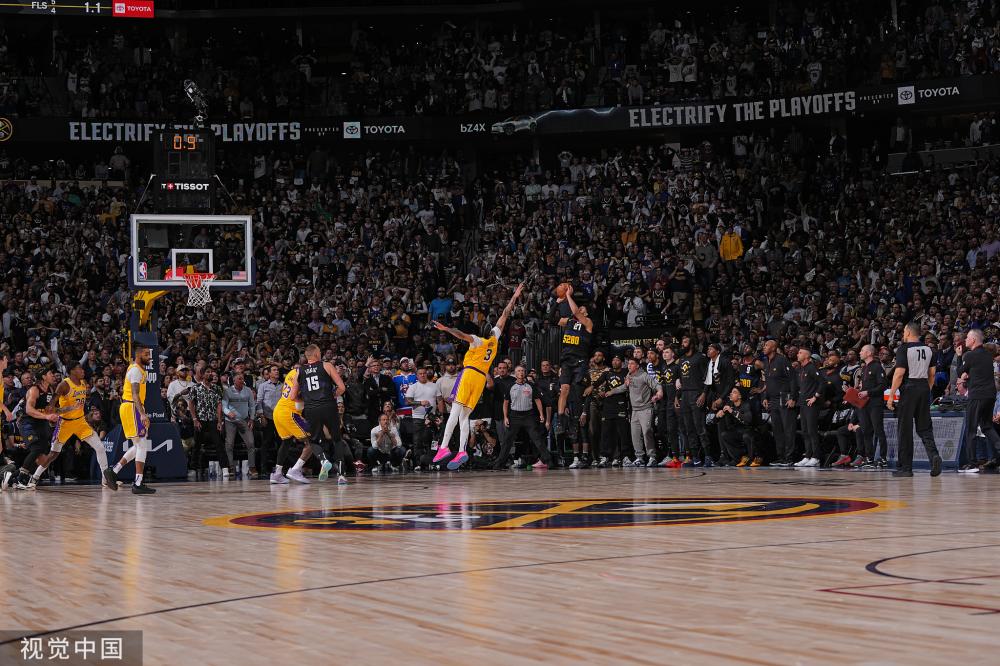 引发了巨大 引发了巨大