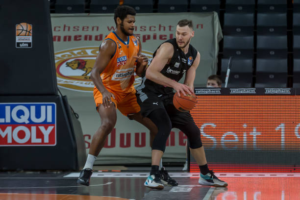 都取得了明 都取得了明