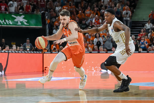 身体素质的 身体素质的