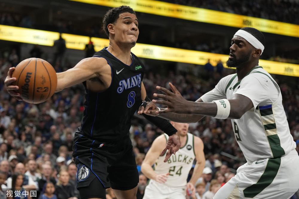 场后的表现 场后的表现